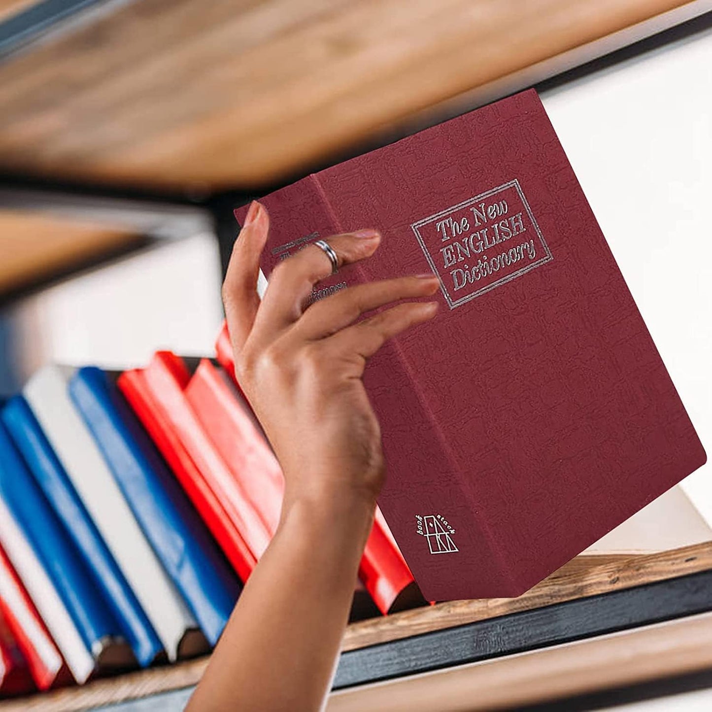 (Free Delivery) Secret Lock Book Safe Box📚🔒